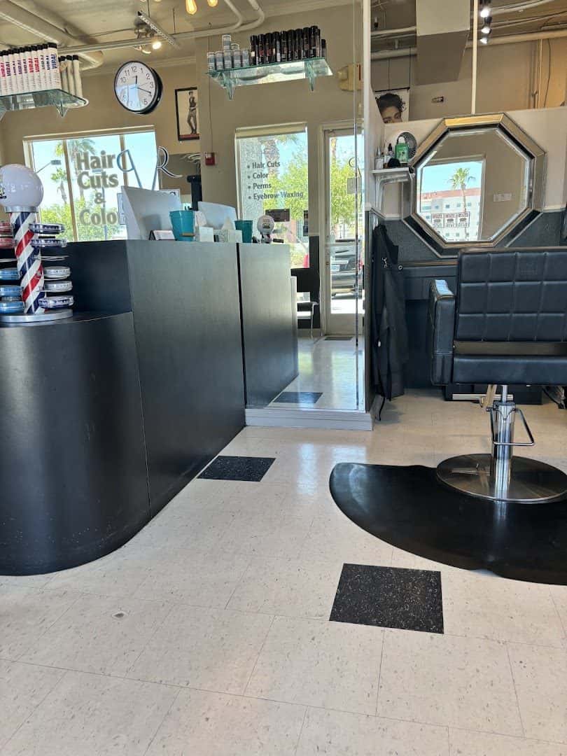 Amazing Cuts & Color Hair Salon — Hair Salons & Barbers photo 3 of 5