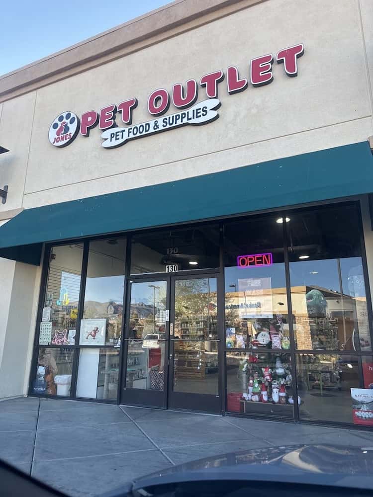 Jones Pet Outlet