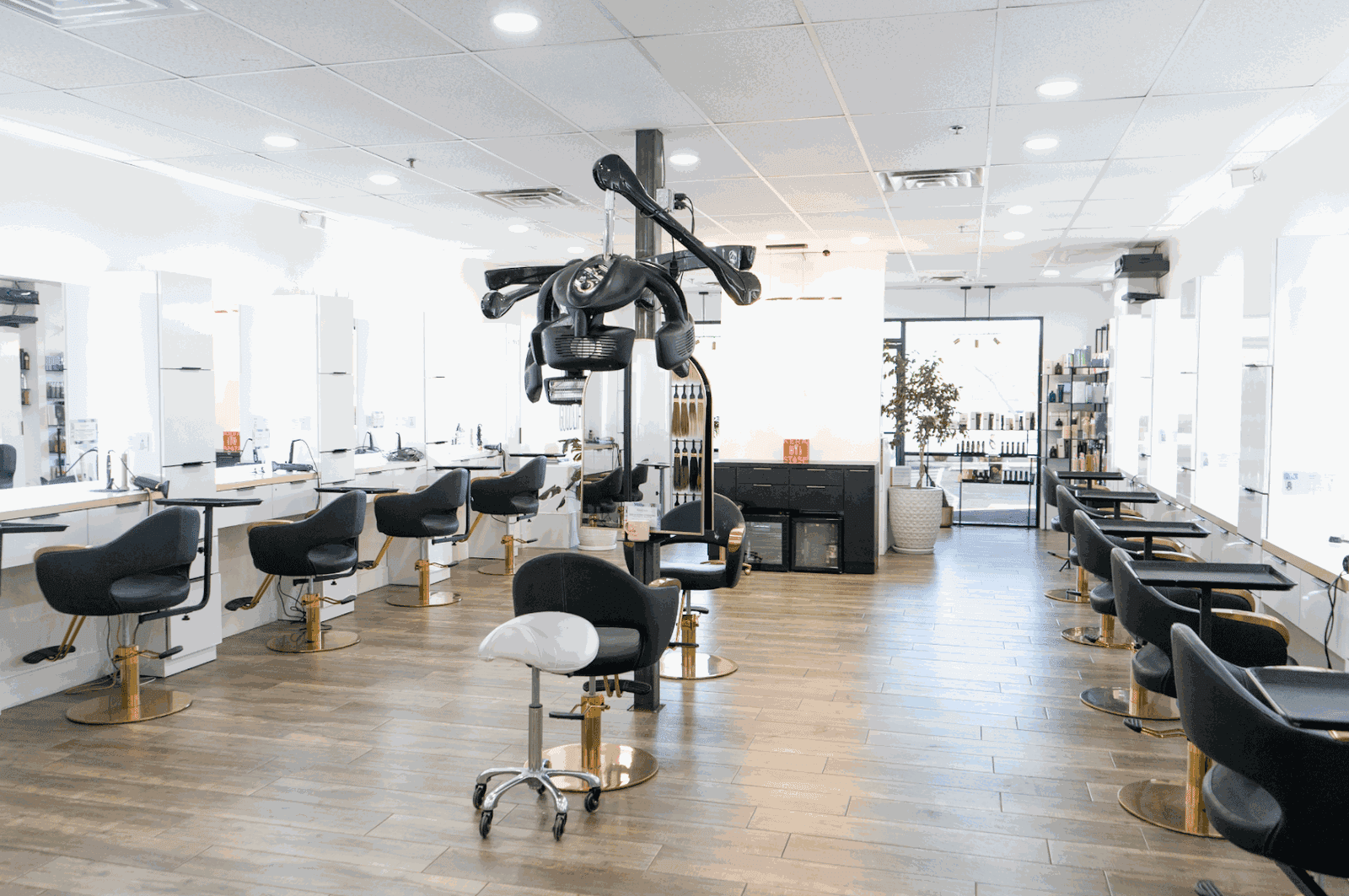 Capelli Hair Salon - Sahara — Hair Salons & Barbers photo 3 of 5