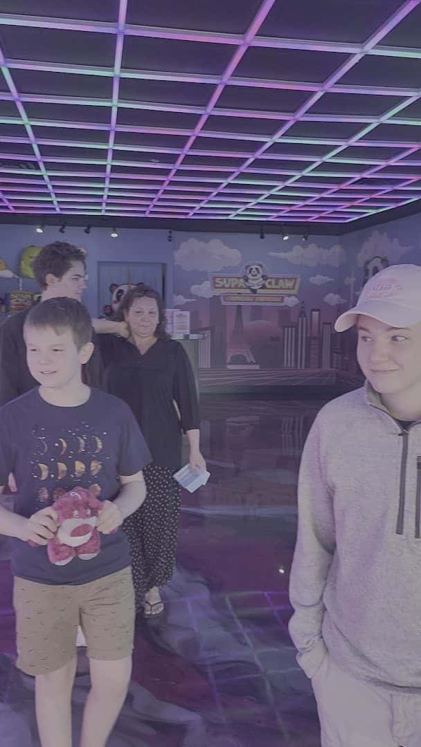Supa Claw — Family Fun & Recreation photo 2 of 5