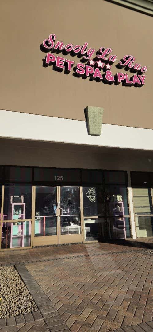 Snooty LaRue Pet Spa & Play — Nail Salons & Spas photo 2 of 5