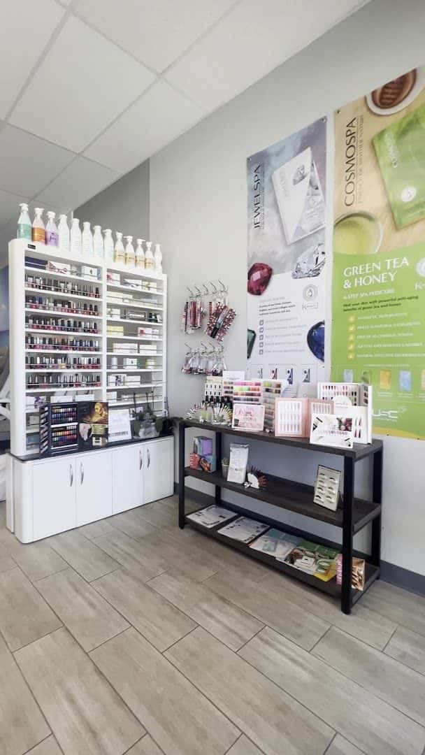Retreat Nail Spa — Nail Salons & Spas photo 2 of 5