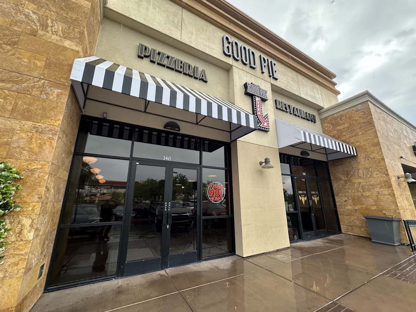 Good Pie — Restaurants photo 1 of 5