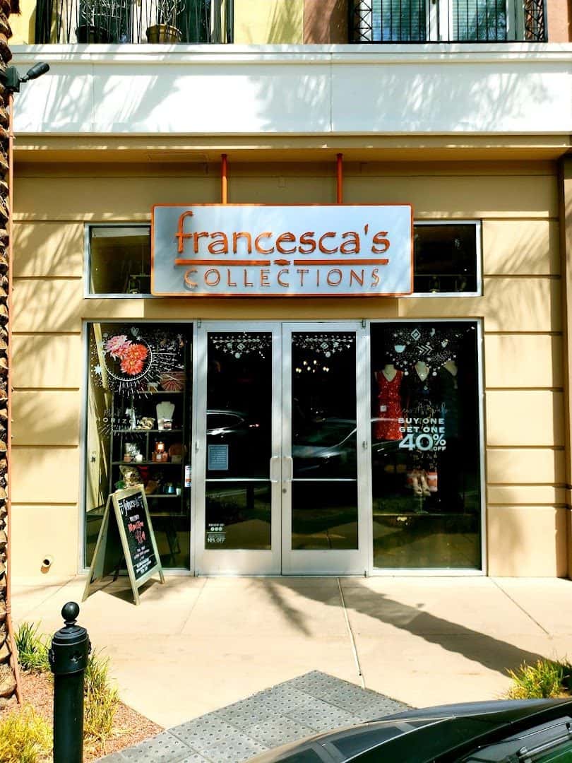 francesca's — Retail & Boutiques photo 3 of 5