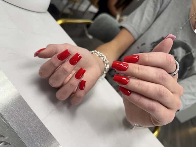 Moskva Russian Manicure