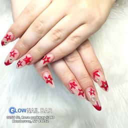Glow Nail Bar