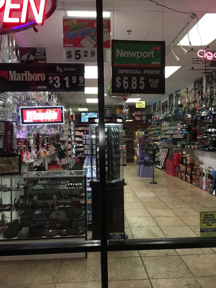 SUMMERLIN SMOKE & GIFT SHOP LLC