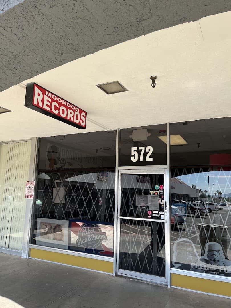Moondog Records — Retail & Boutiques photo 1 of 5