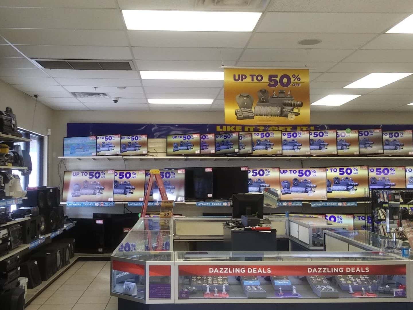 EZPAWN — Retail & Boutiques photo 3 of 5