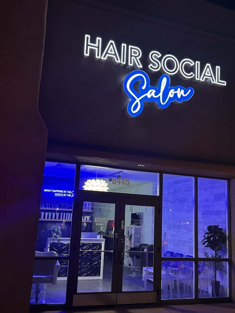 Hair Social Salon — Hair Salons & Barbers photo 3 of 5