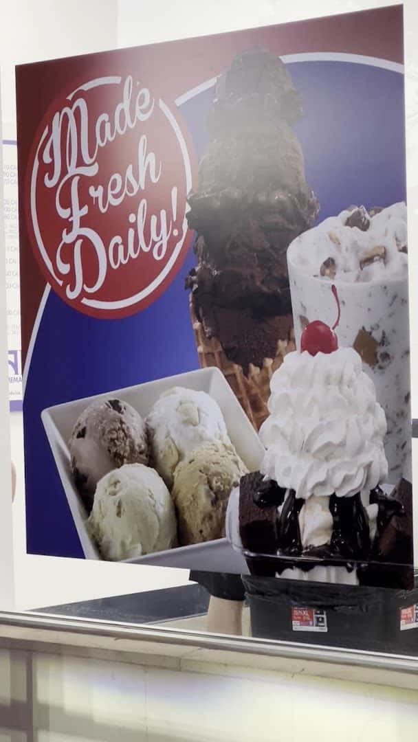 Handel's Homemade Ice Cream — Bakeries & Desserts photo 2 of 5