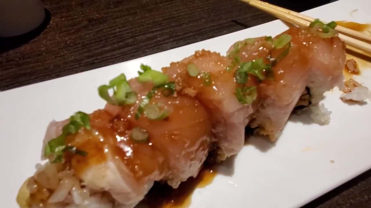 Momo Sushi Japanese Cuisine — Restaurants photo 2 of 5