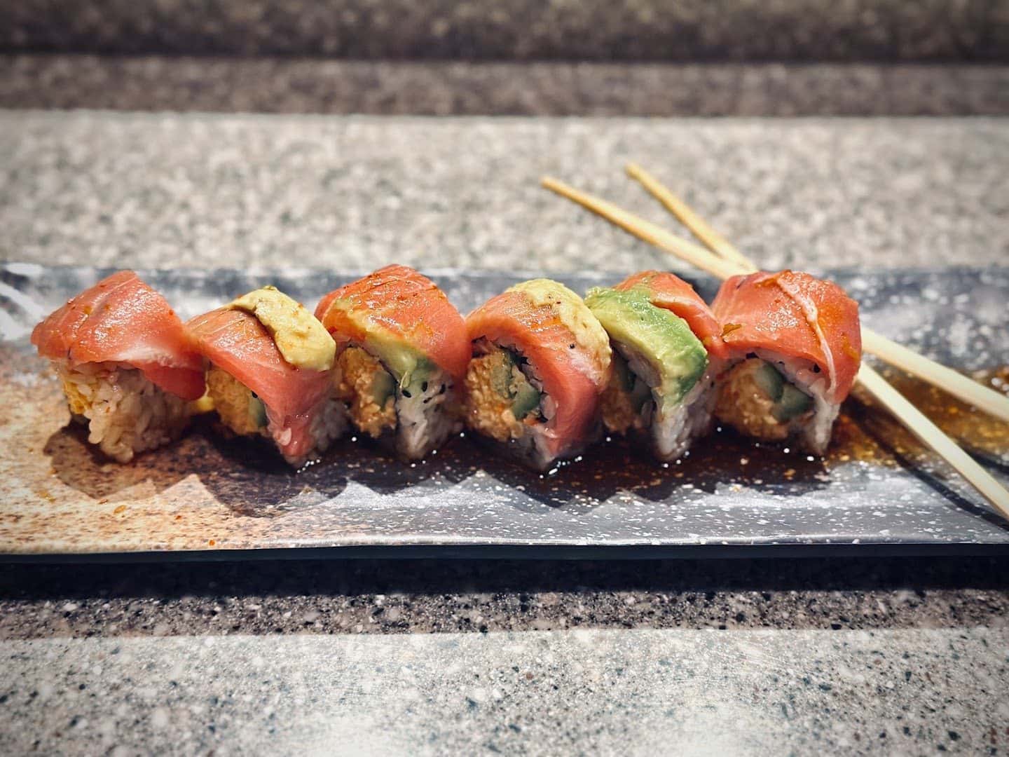 Momo Sushi Japanese Cuisine — Restaurants photo 3 of 5