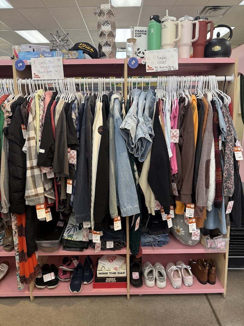 Indy Clover Las Vegas — Retail & Boutiques photo 3 of 5
