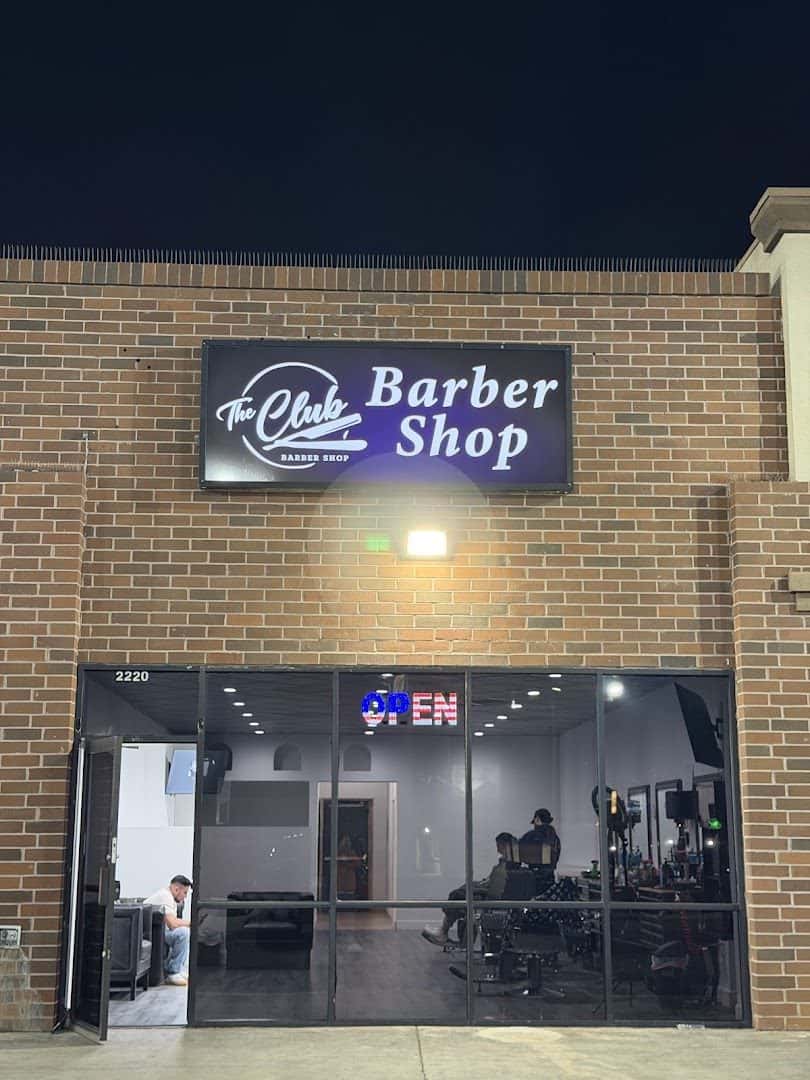 The club barber shop — Hair Salons & Barbers photo 3 of 5