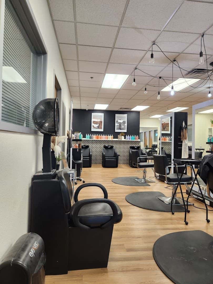 The Desert Salon — Hair Salons & Barbers photo 3 of 5