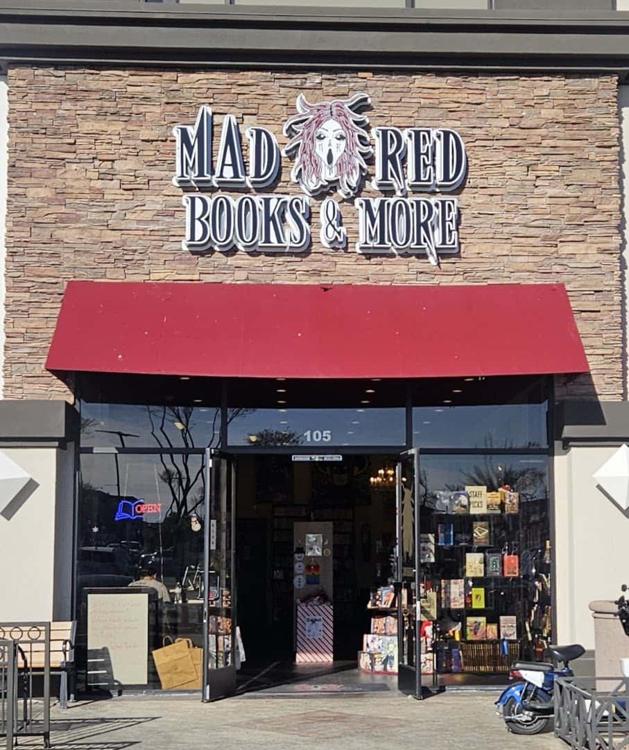 Mad Red Books — Retail & Boutiques photo 1 of 5