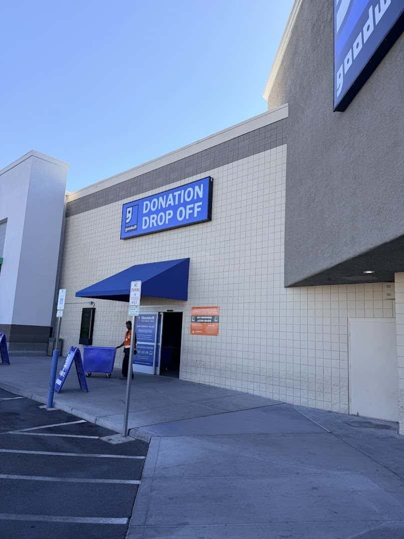 Goodwill Retail Store and Donation Center — Retail & Boutiques photo 1 of 5