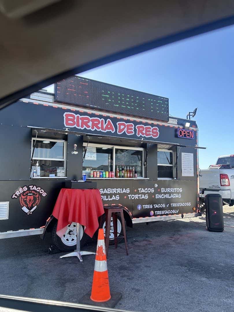 Tres Tacos LLC — Restaurants photo 1 of 5
