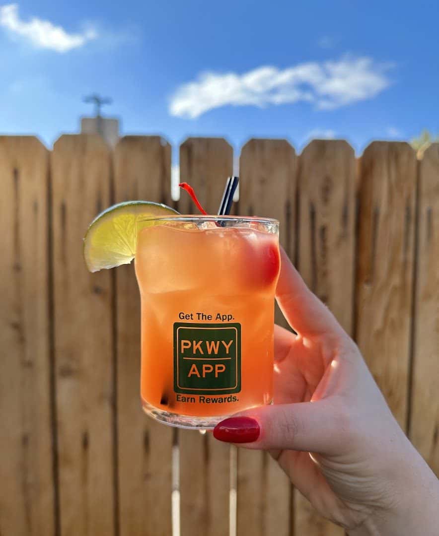 PKWY Tavern - Volunteer — Bars & Breweries photo 2 of 5