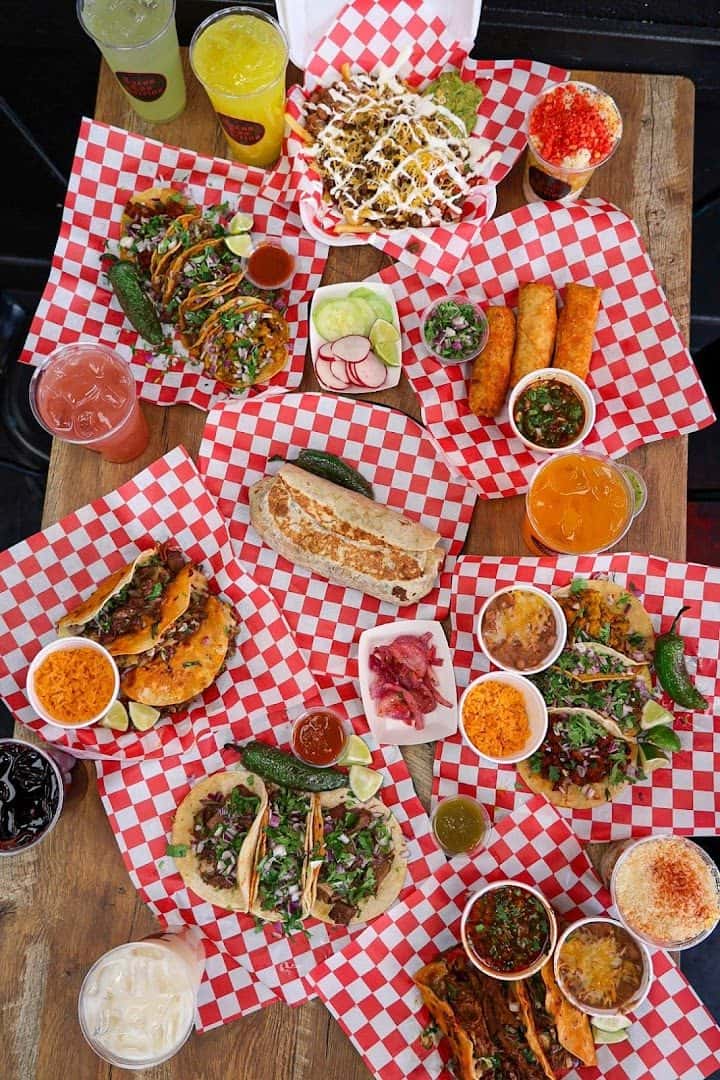 Tacos Los Barrios - RESTAURANT Henderson — Restaurants photo 2 of 5