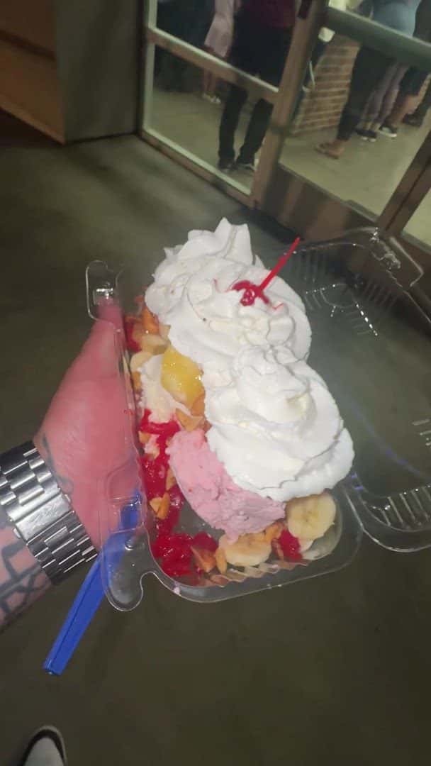 Handel's Homemade Ice Cream — Bakeries & Desserts photo 2 of 5
