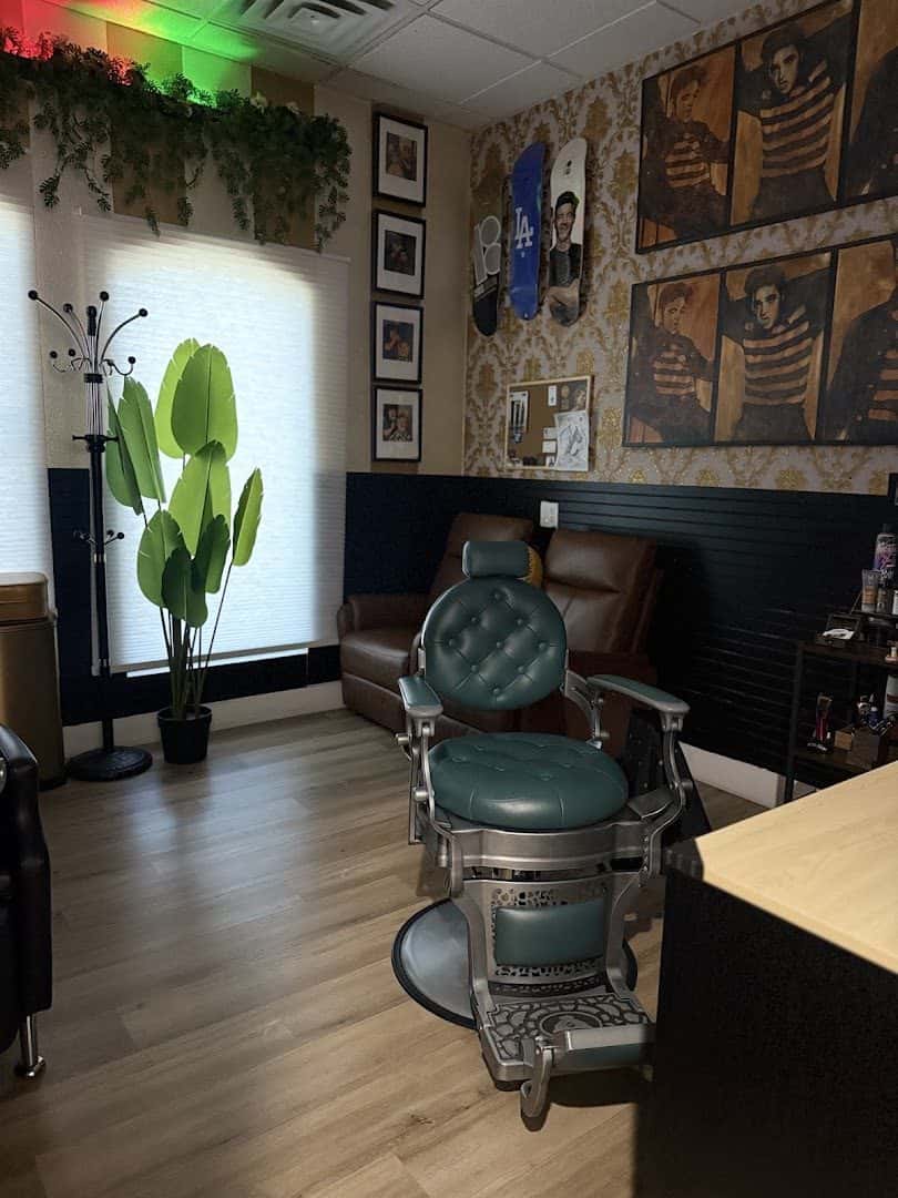 Jeronimo’s Mens Grooming — Hair Salons & Barbers photo 1 of 5