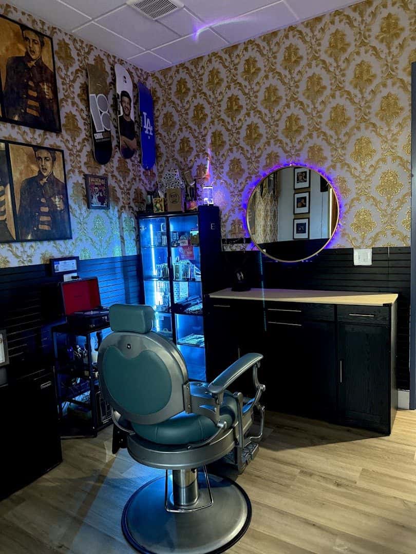 Jeronimo’s Mens Grooming — Hair Salons & Barbers photo 3 of 5