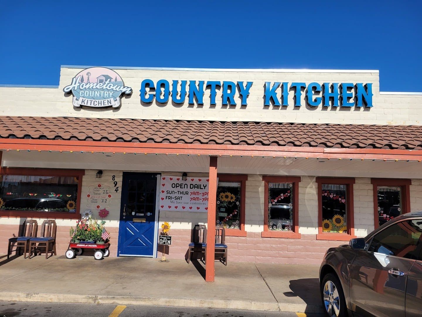 Hometown Country Kitchen — Restaurants photo 1 of 5