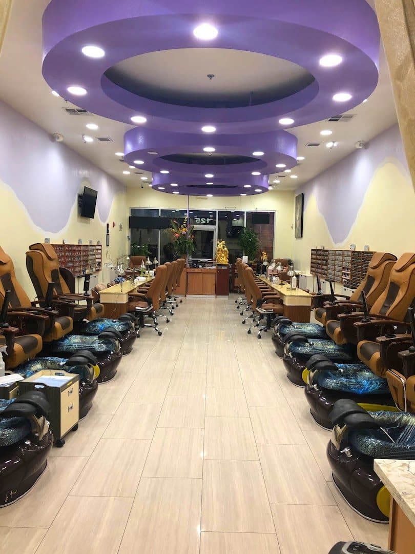 Dazzling Nails and Spa — Nail Salons & Spas photo 1 of 5