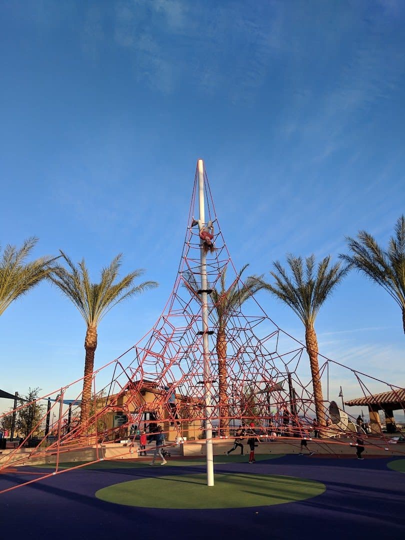 Fox Hill Park — Family Fun & Recreation photo 1 of 5