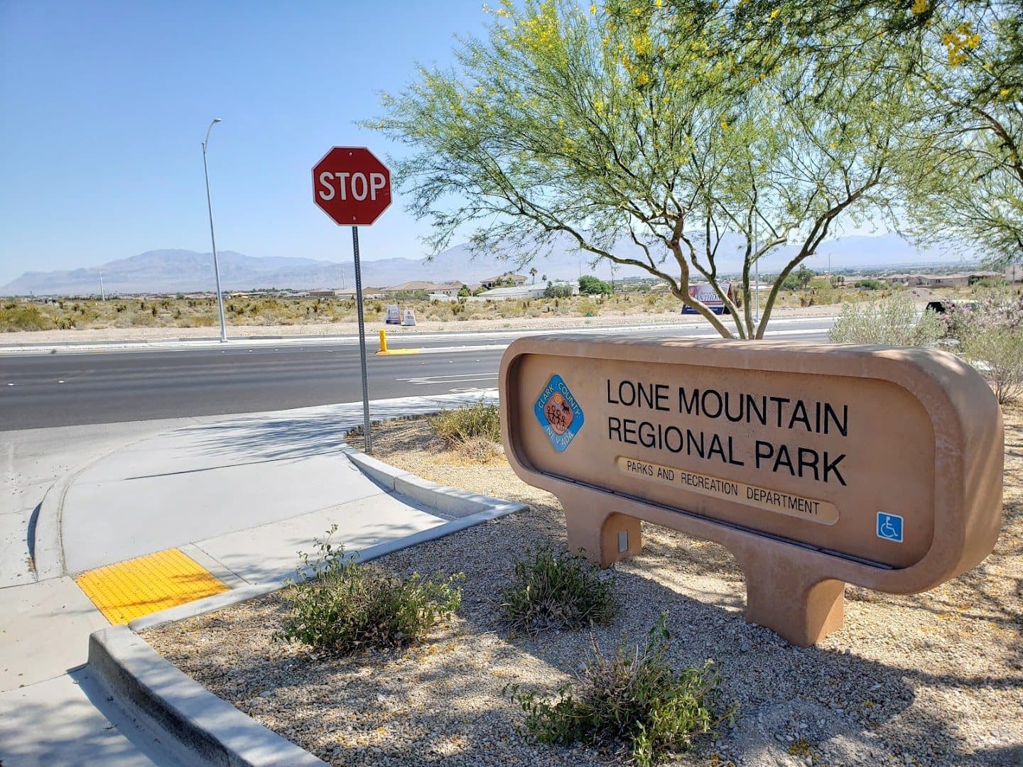 Lone Mountain Regional Park — Family Fun & Recreation photo 1 of 5