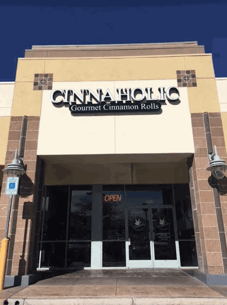 Cinnaholic — Bakeries & Desserts photo 1 of 5