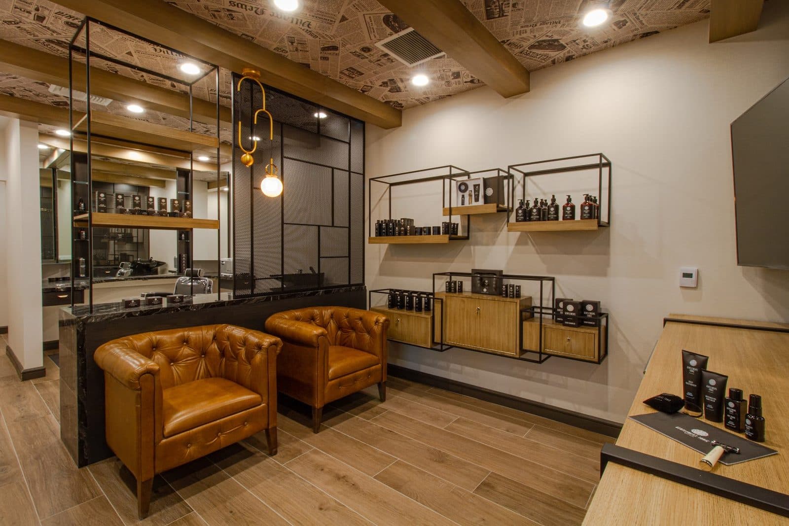 High Roller Barber Shop — Hair Salons & Barbers photo 1 of 5