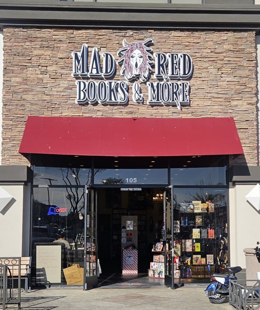 Mad Red Books — Retail & Boutiques photo 1 of 5