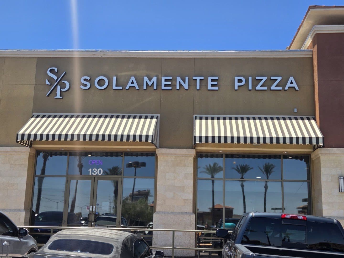 Solamente Pizza — Restaurants photo 1 of 5