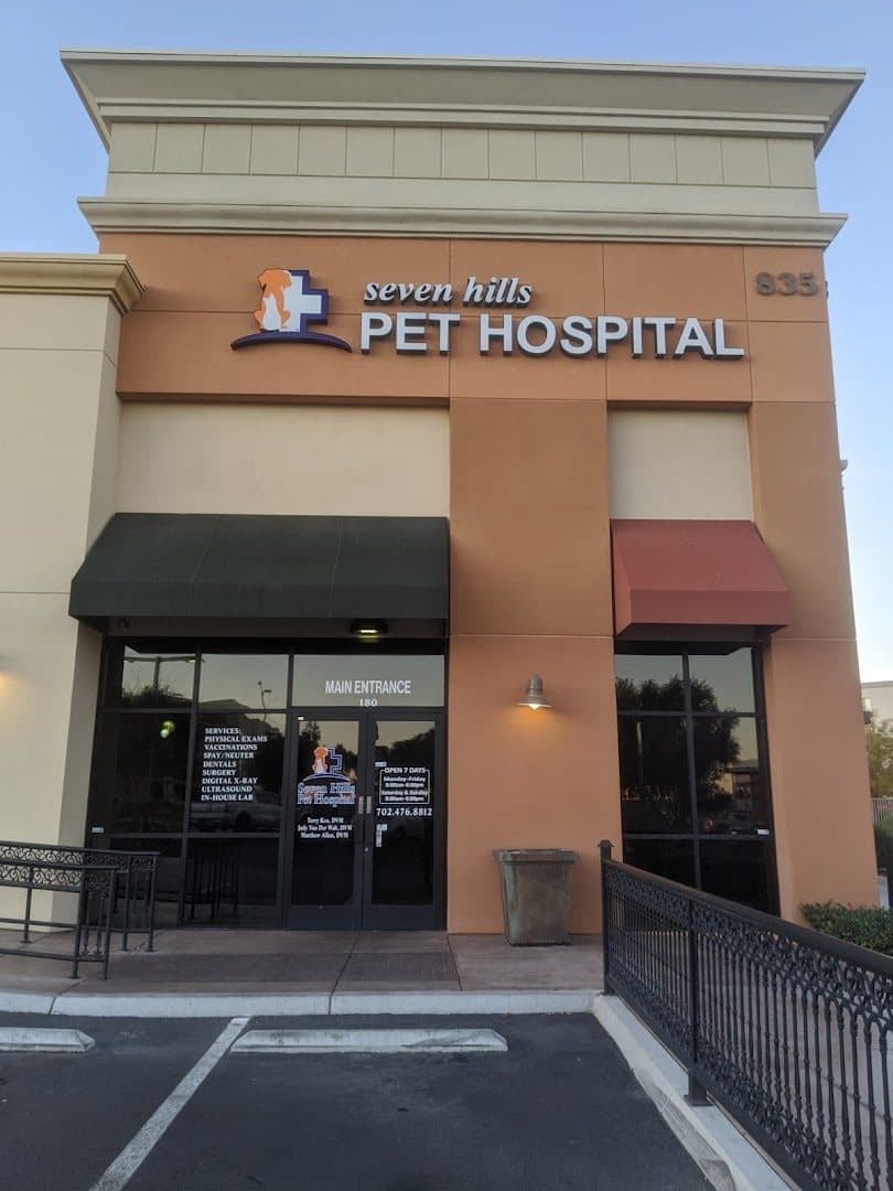 Seven Hills Pet Hospital — Pet Services photo 1 of 5