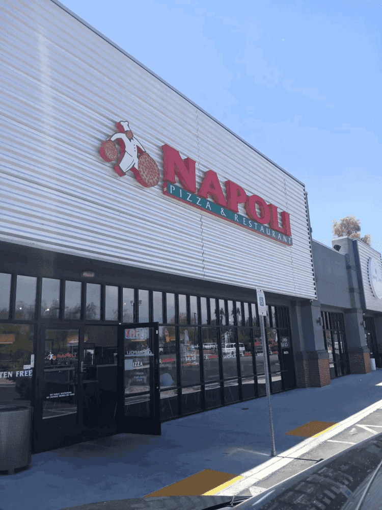 Napoli Pizzeria (W. Lake mead/Jones)