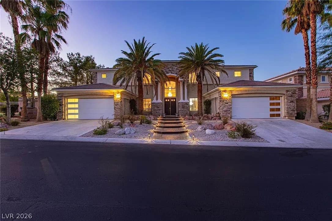 Las Vegas Luxury Estate for Sale: 8088 Dark Hollow Pl Brings Renovated Resort Living to The Lakes