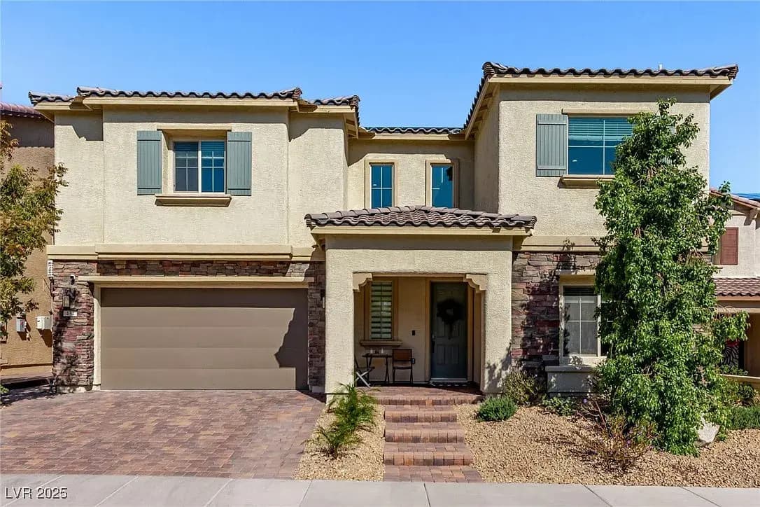 Luxe Resort‐Style Living at 434 Lost Horizon Ave, Henderson