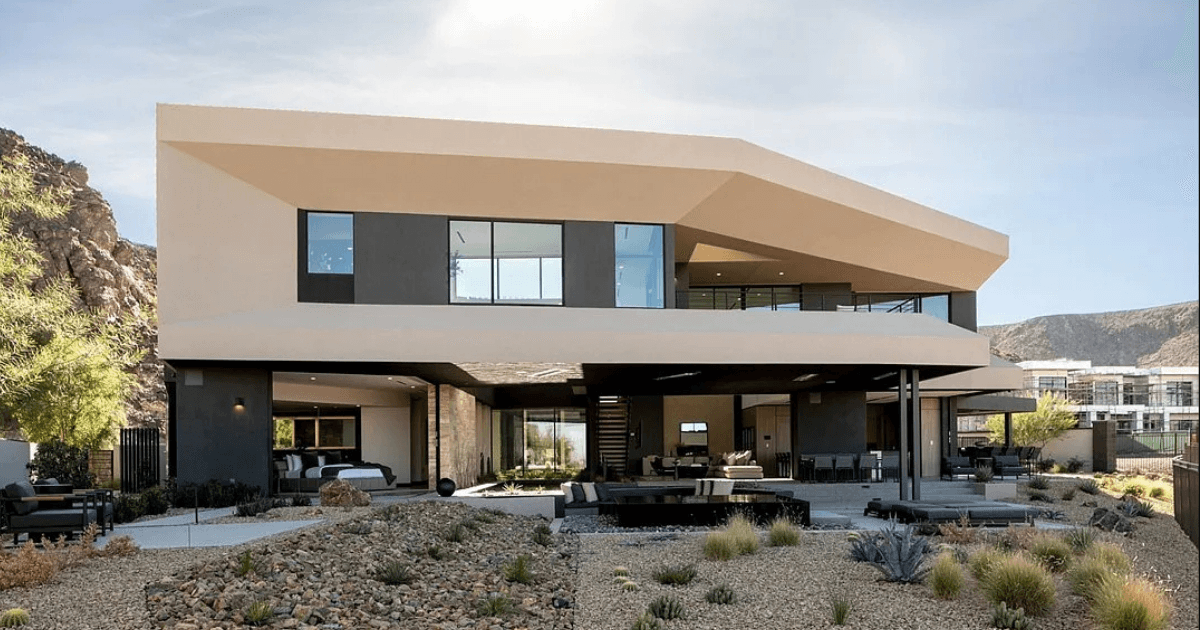 Modern Majesty in MacDonald Highlands: 21 Rockstream Dr, Henderson, NV