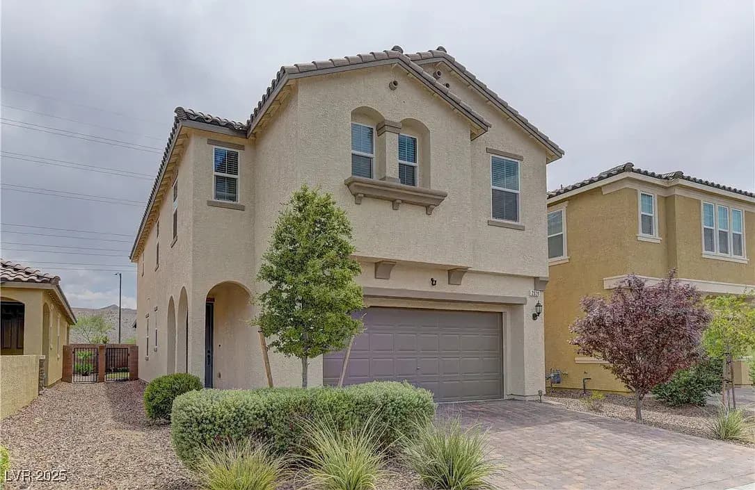 Spacious Henderson Home with No Rear Neighbors