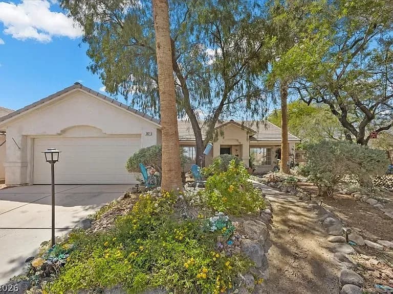 Spacious Single-Story Living in Northwest Las Vegas: A Home Built for Comfort, Flexibility, and Outdoor Space