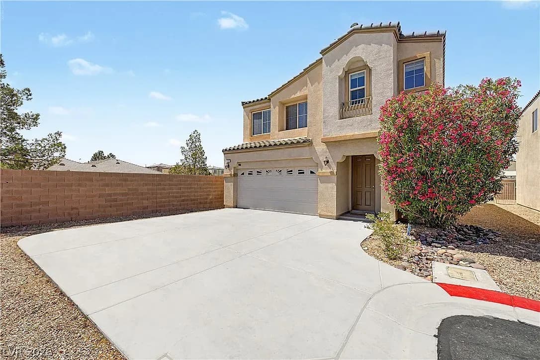 Turnkey Living in Southwest Las Vegas